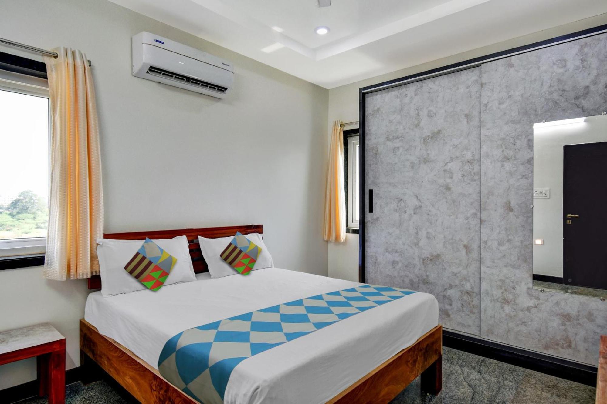 Oyo Home Msr Guest Inn Homestay ネルール エクステリア 写真