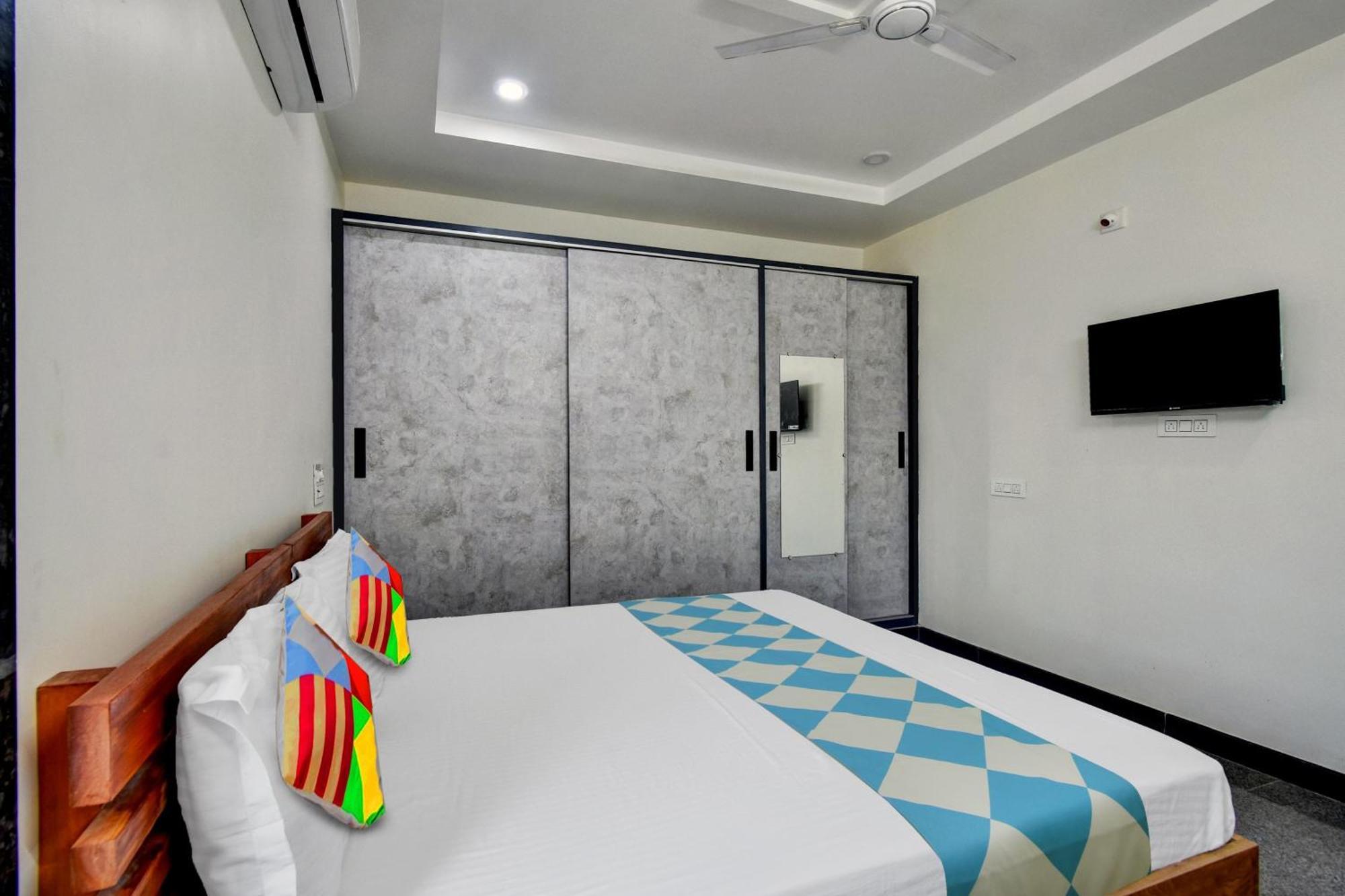 Oyo Home Msr Guest Inn Homestay ネルール エクステリア 写真
