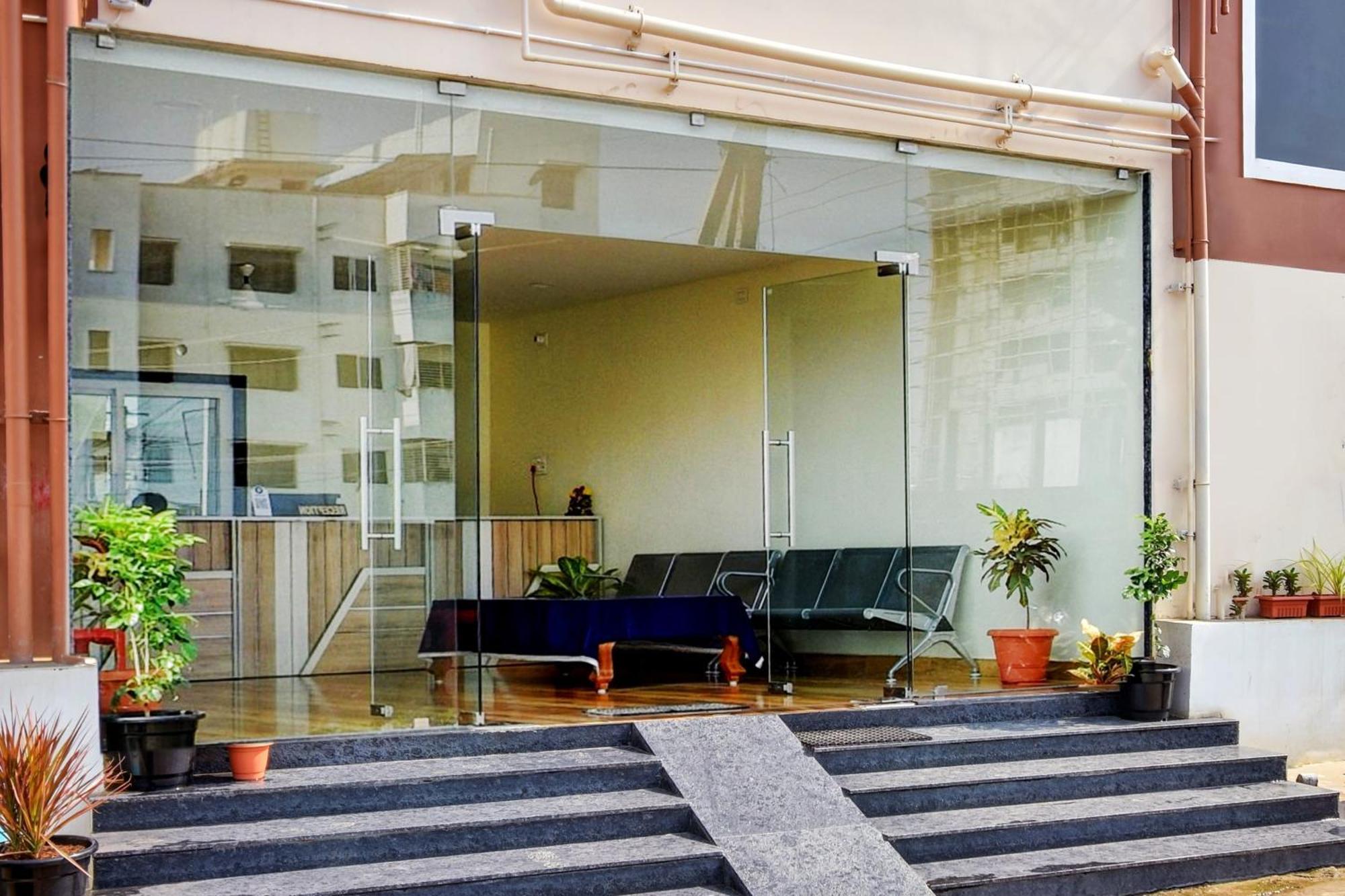 Oyo Home Msr Guest Inn Homestay ネルール エクステリア 写真