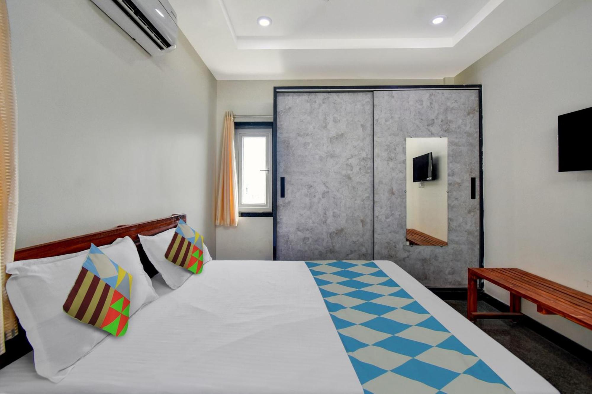 Oyo Home Msr Guest Inn Homestay ネルール エクステリア 写真